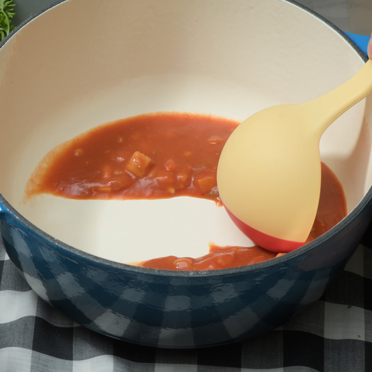 Soft Top Ladle Spoon SCOUPS - Rhubarb & Custard